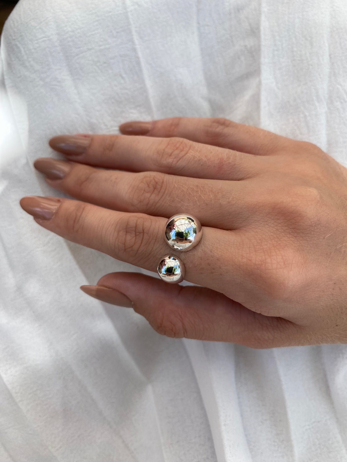 Anel de Duas Bolas Regulável