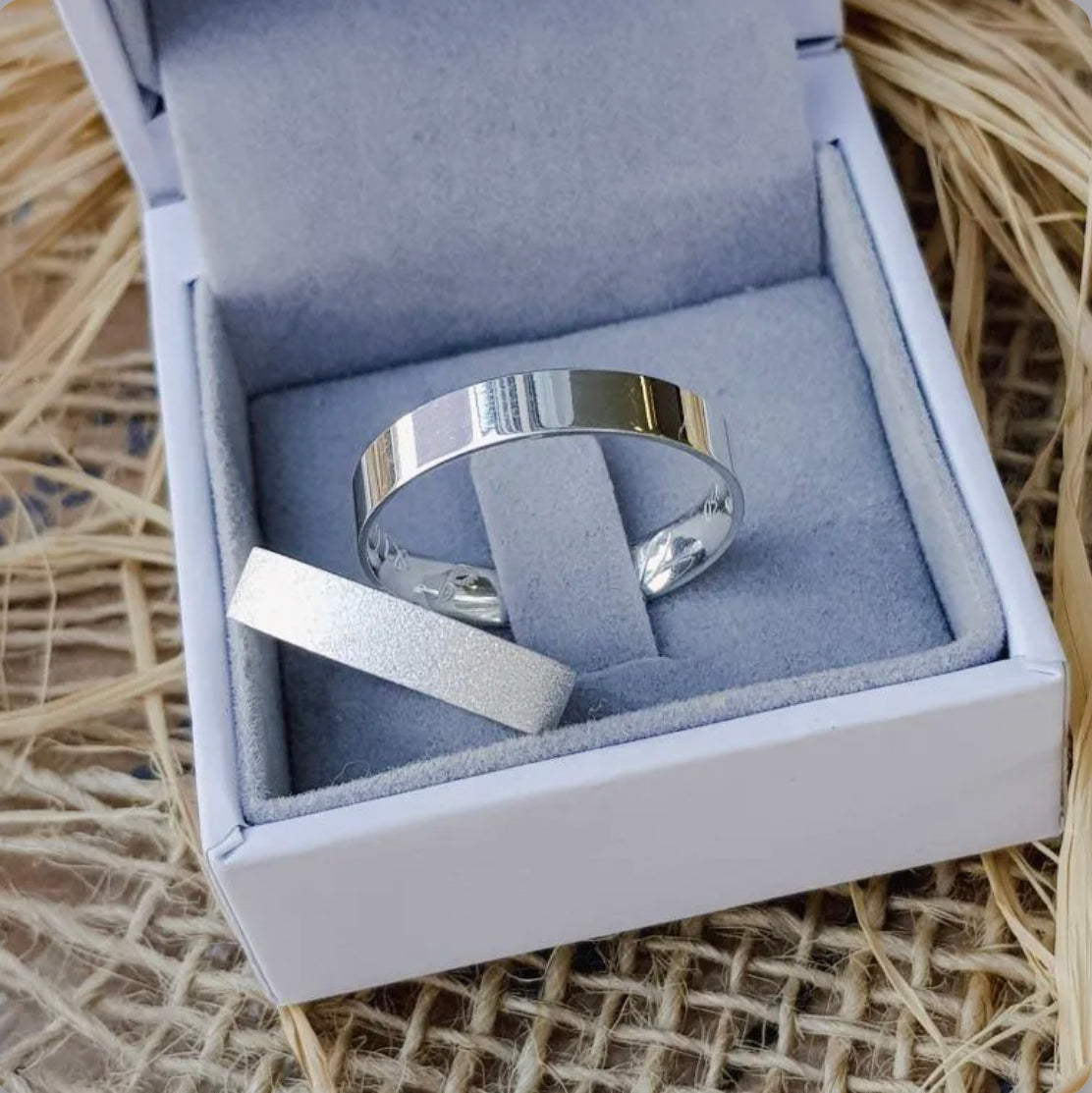 Alianças De Namoro Roma 4 MM Prata 925