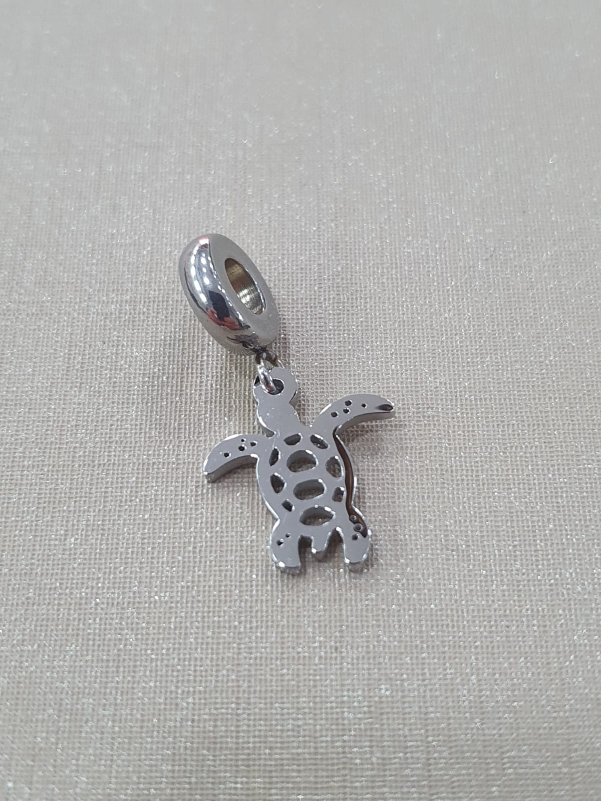 Berloque Tartaruga Vazado