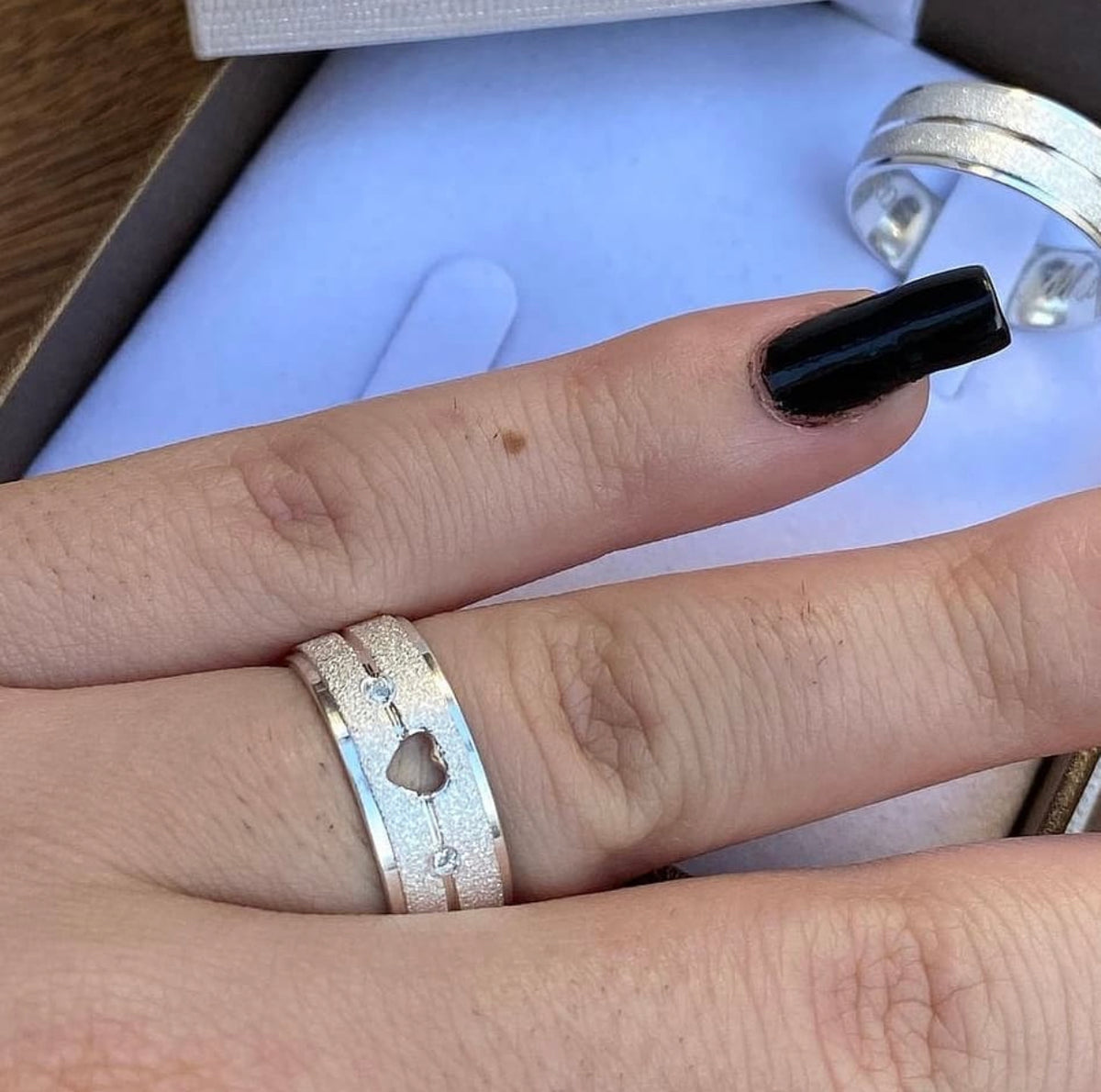 Alianças De Namoro Coração Vazado 6 MM Prata 925