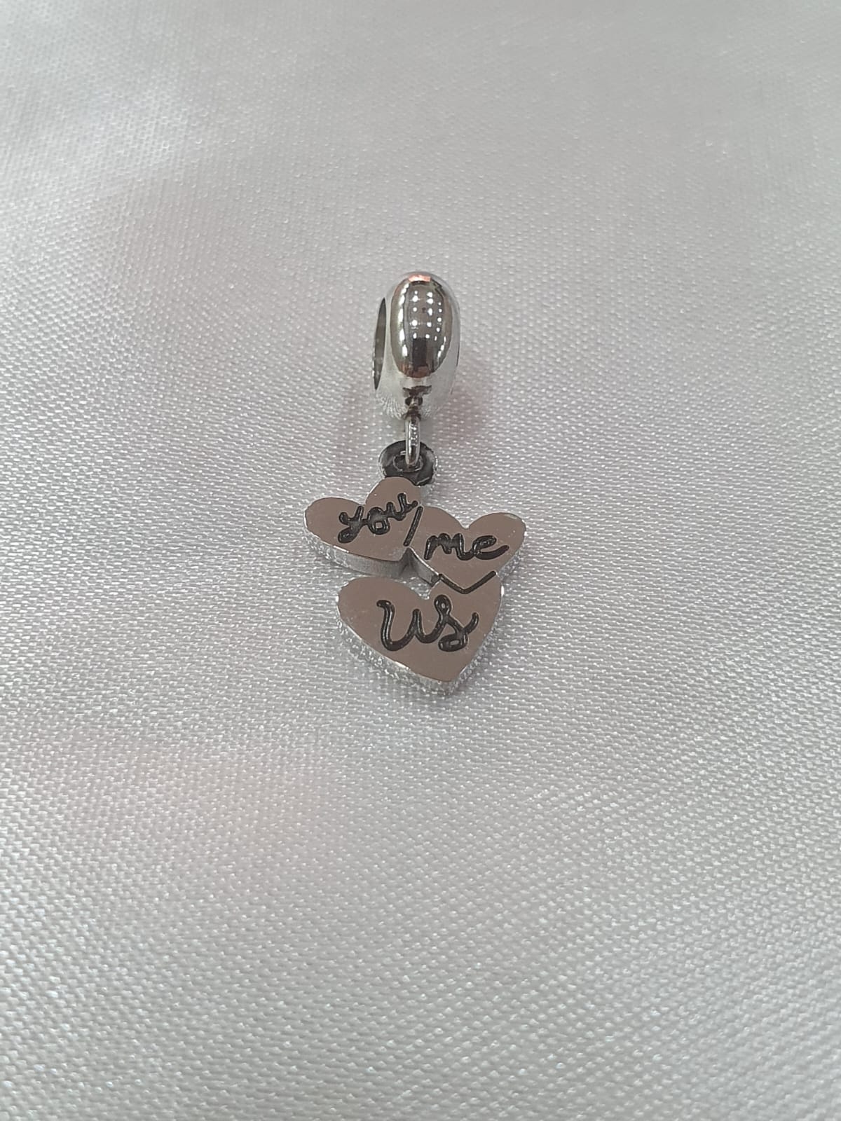 Berloque Pendurado Três Coração