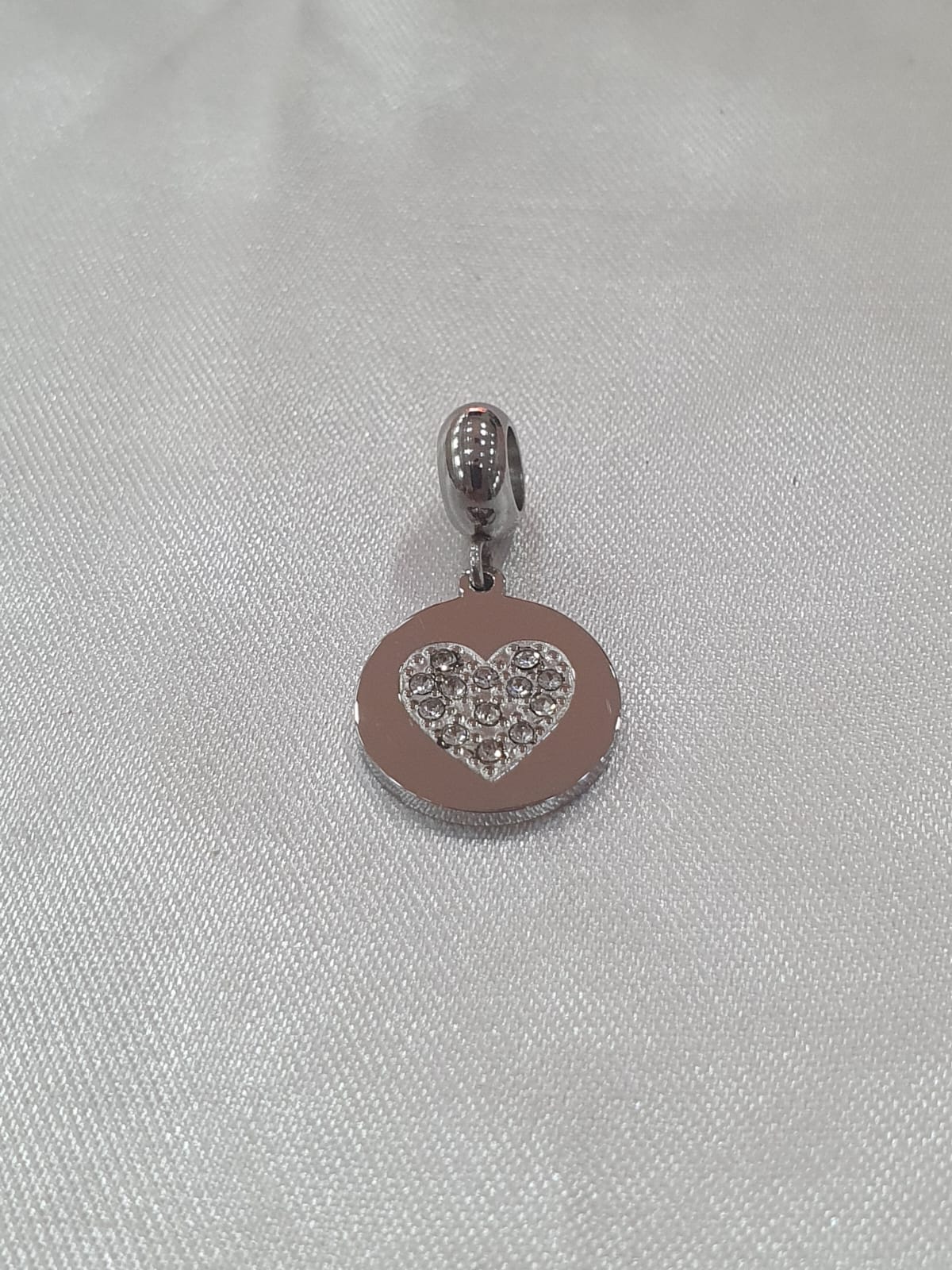 Berloque Pendurado Coração Cravejado