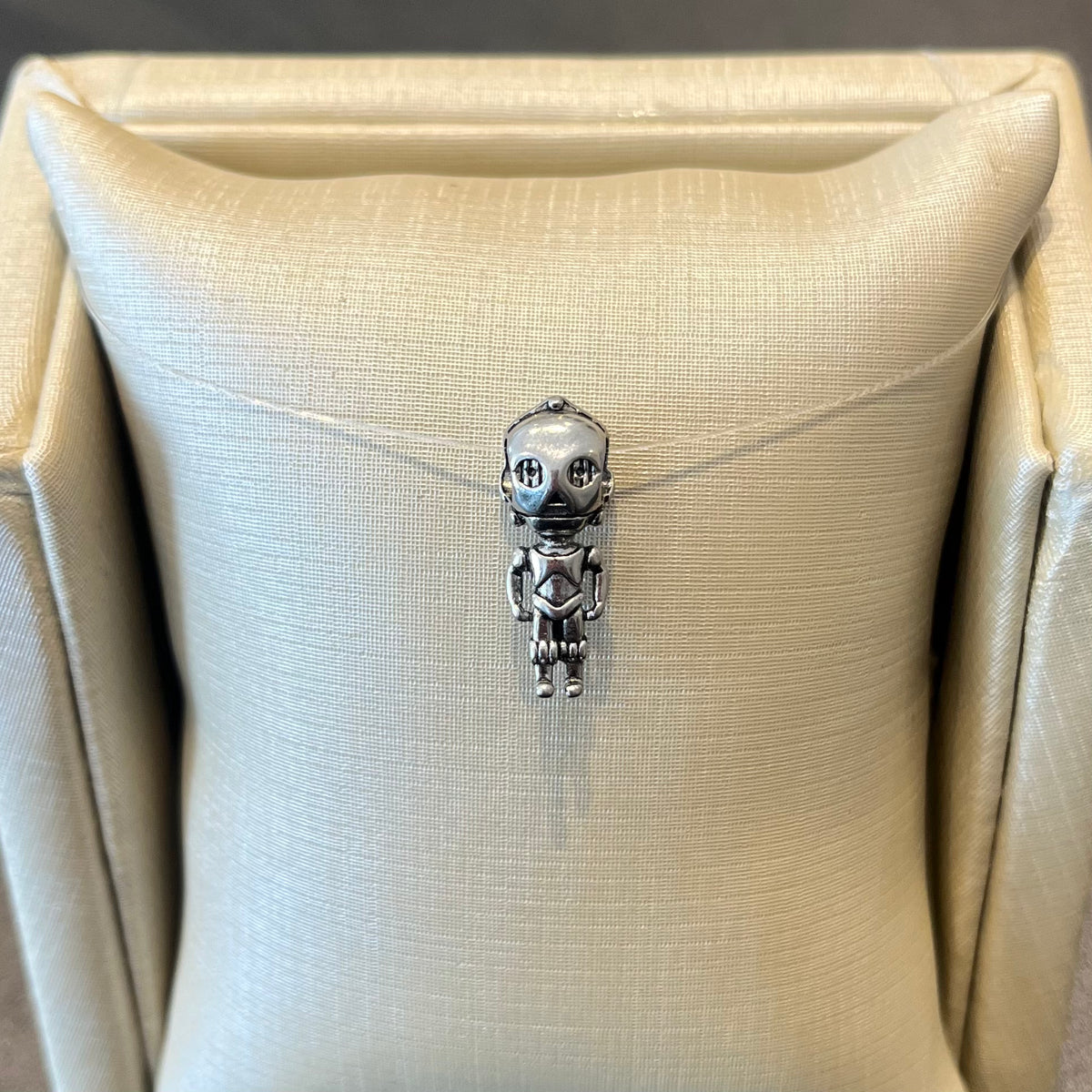 Berloque Separador Robô