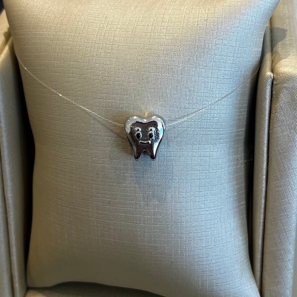 Berloque Separador Dentinho