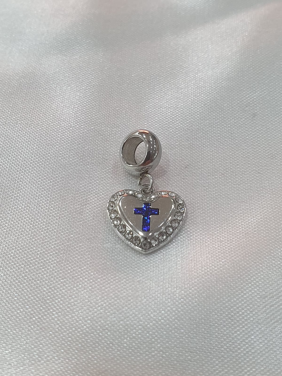 Berloque Pendurado Cruz Azul