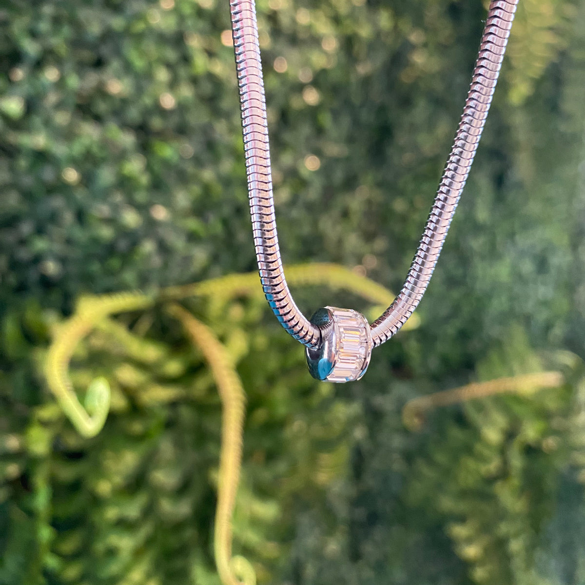 Berloque Separador Cravejado