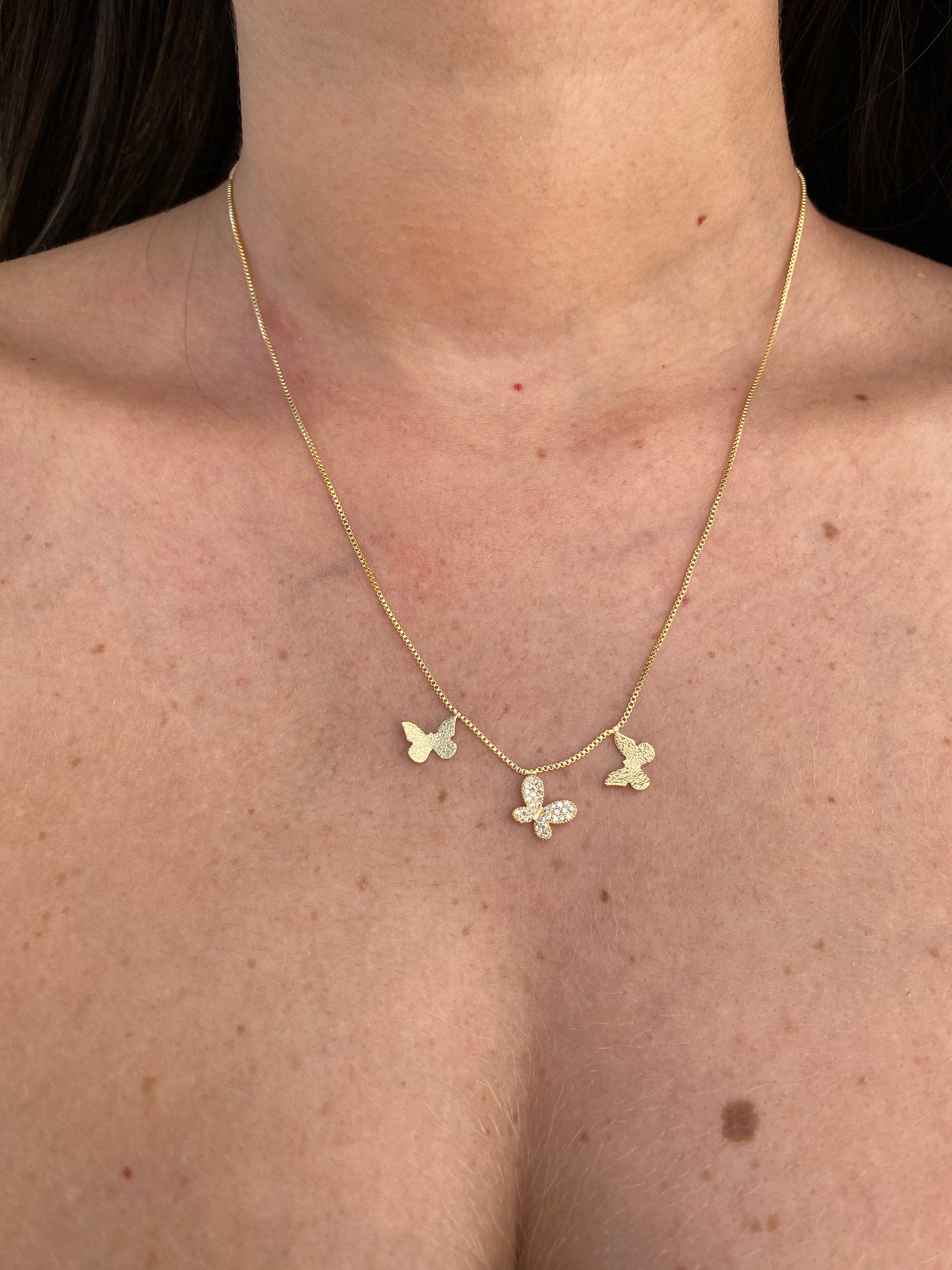 Gargantilha Borboleta Banhado a Ouro 18K