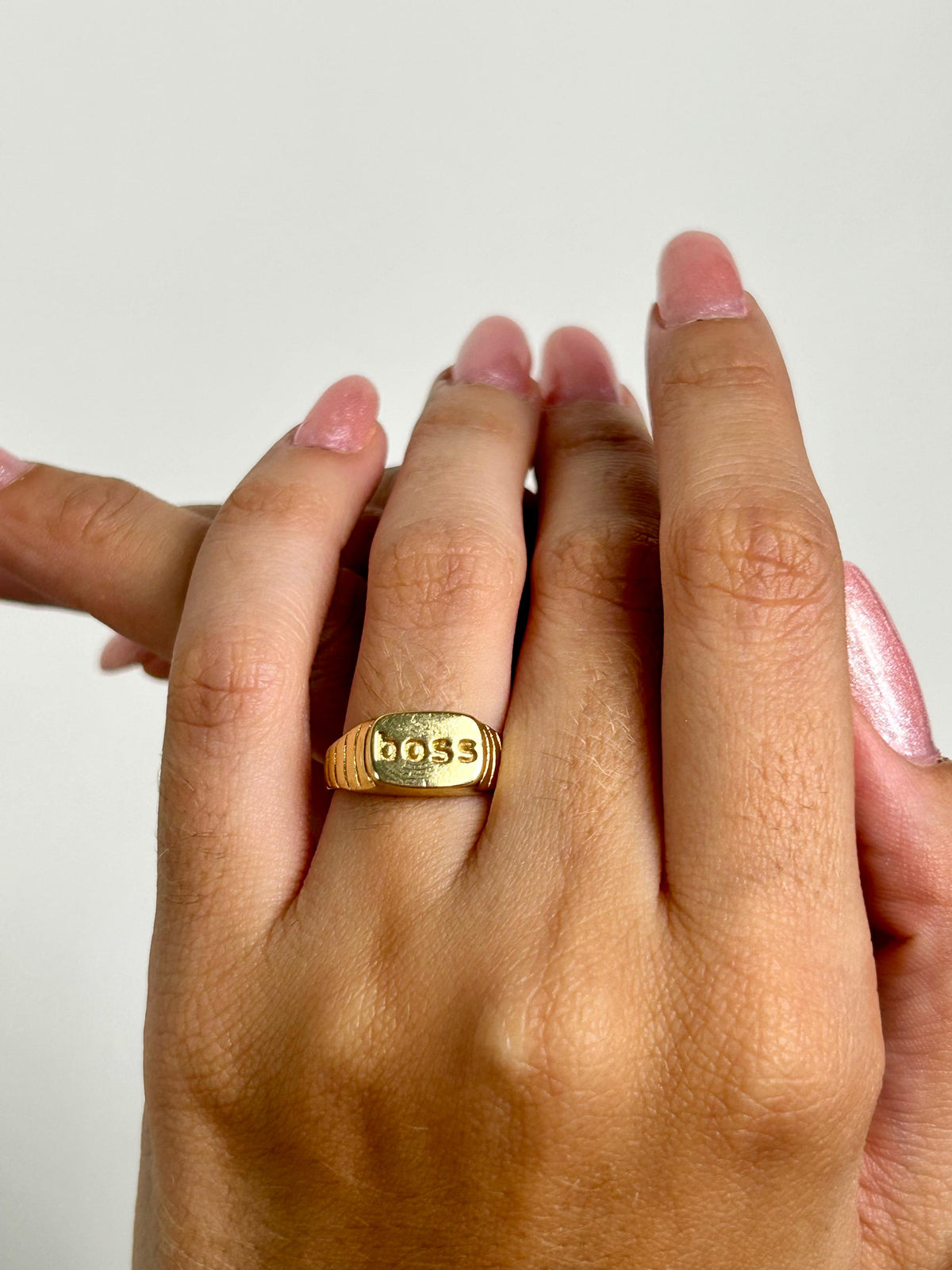 Anel Regulável Boss Banhado a Ouro 18K