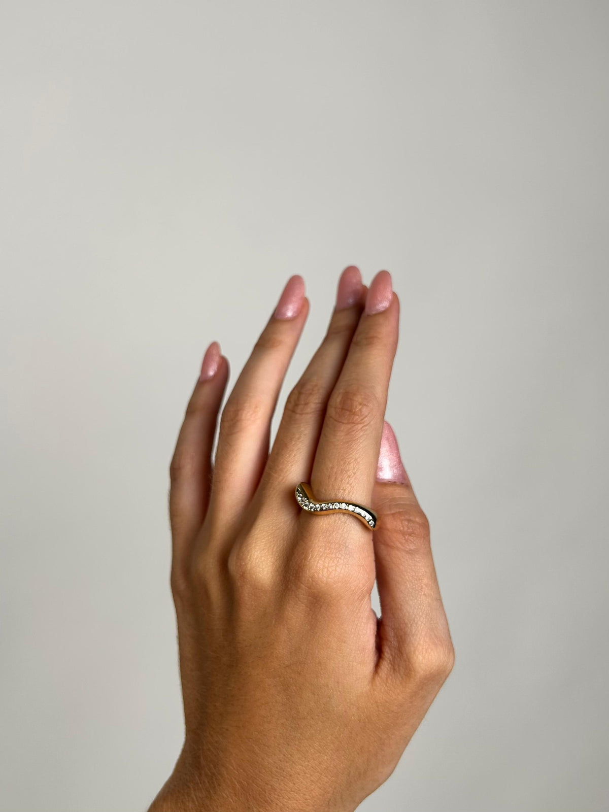 Anel Regulável Cravejado Banhado a Ouro 18K