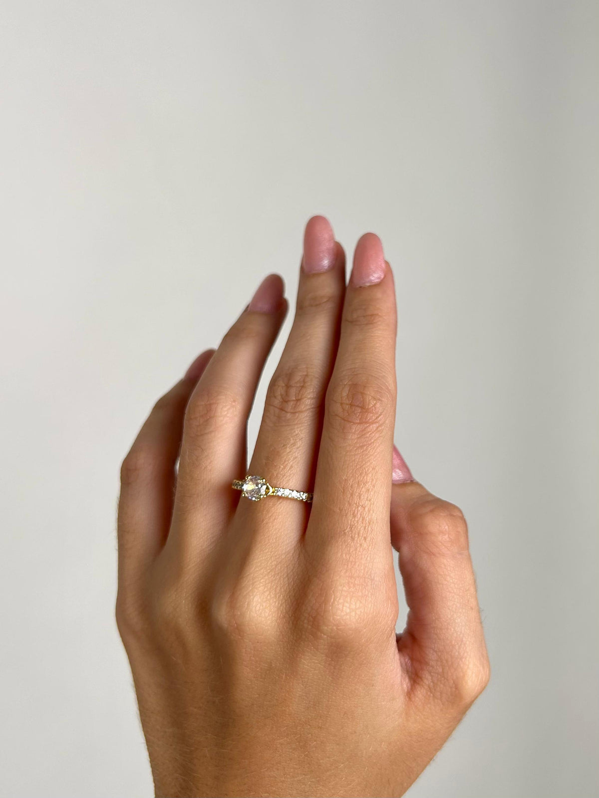 Anel Solitário Banhado a Ouro 18K