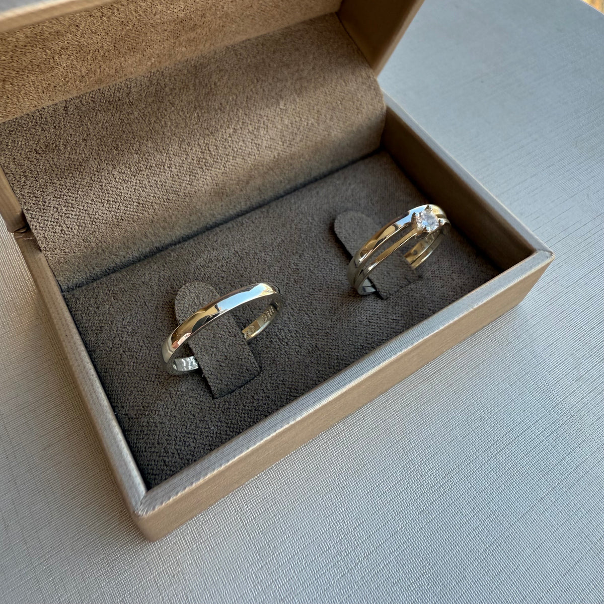 Par de Alianças Classic 2 MM + Anel Solitário Prata 925