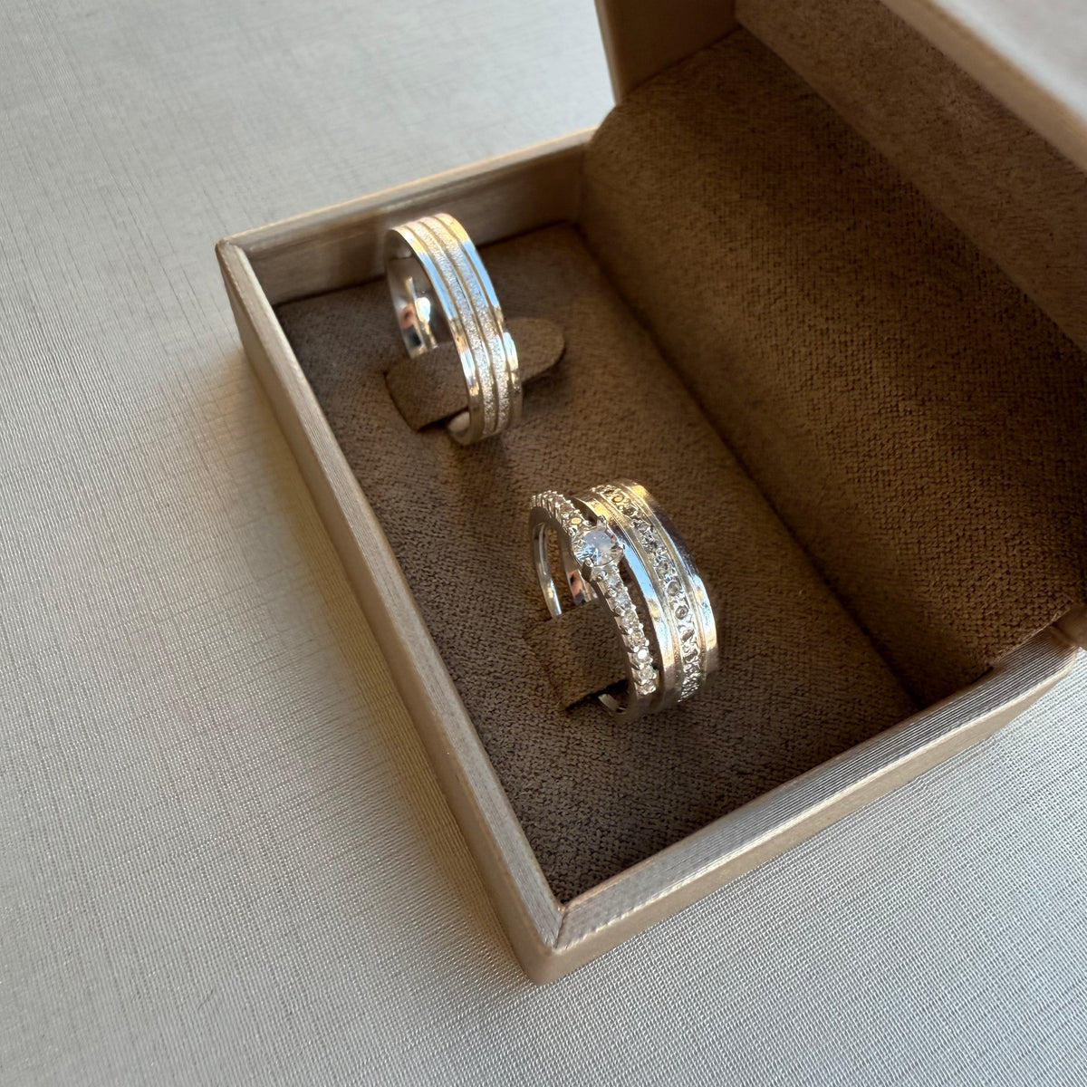 Alianças De Namoro França 5 MM + Anel Solitário Prata 925