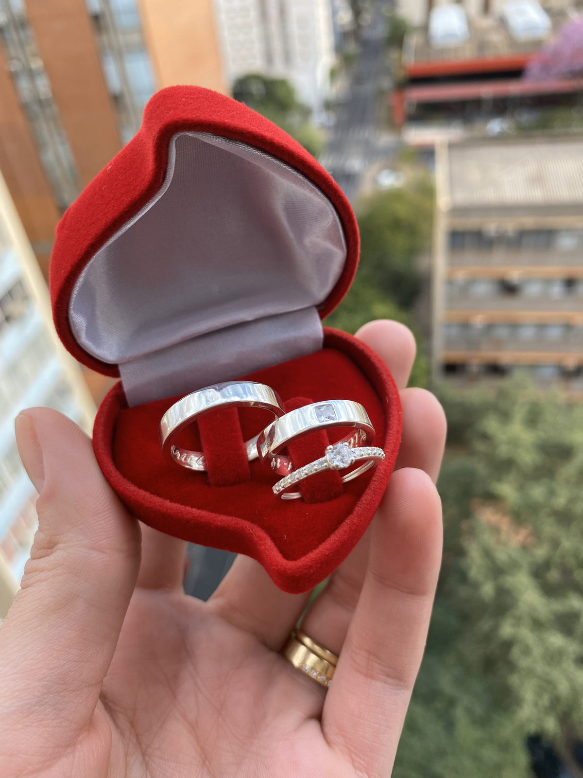 Alianças De Namoro 4 MM + Anel Solitario Prata 925