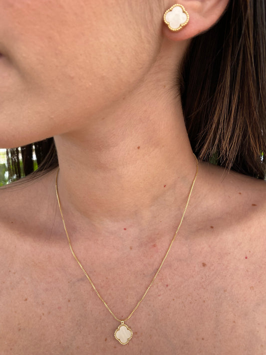 Conjunto Van Cleef Banhado a Ouro 18K