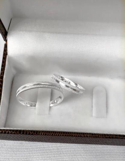 Alianças De Namoro Diamantada Com Friso 3 MM Prata 925