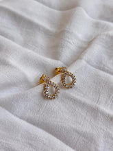 Brinco Cravejado Banhado a Ouro 18K