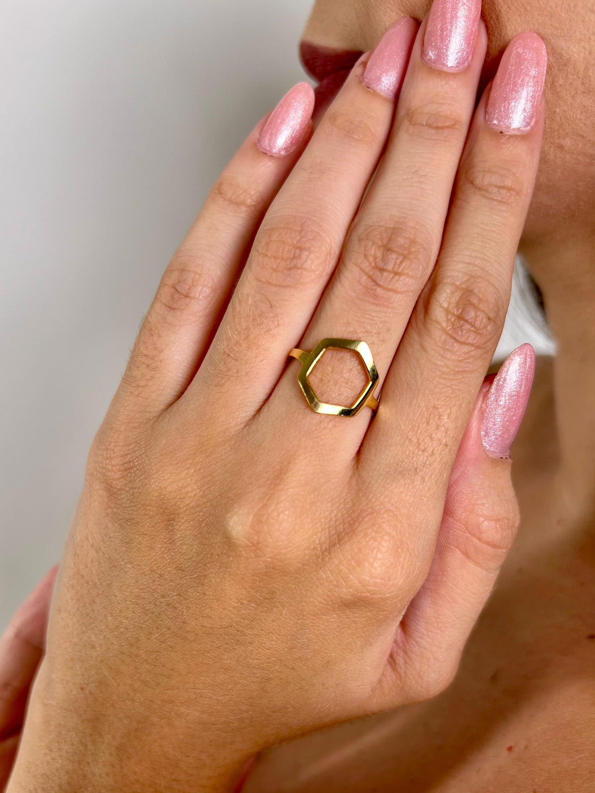 Anel Hexagono Vazado