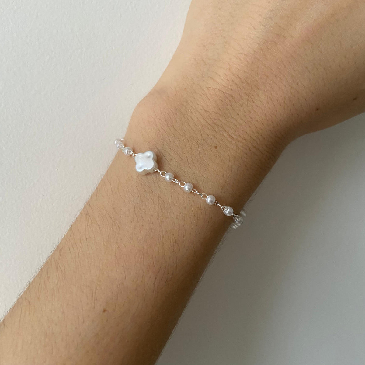 Pulseira Trevo Pérola