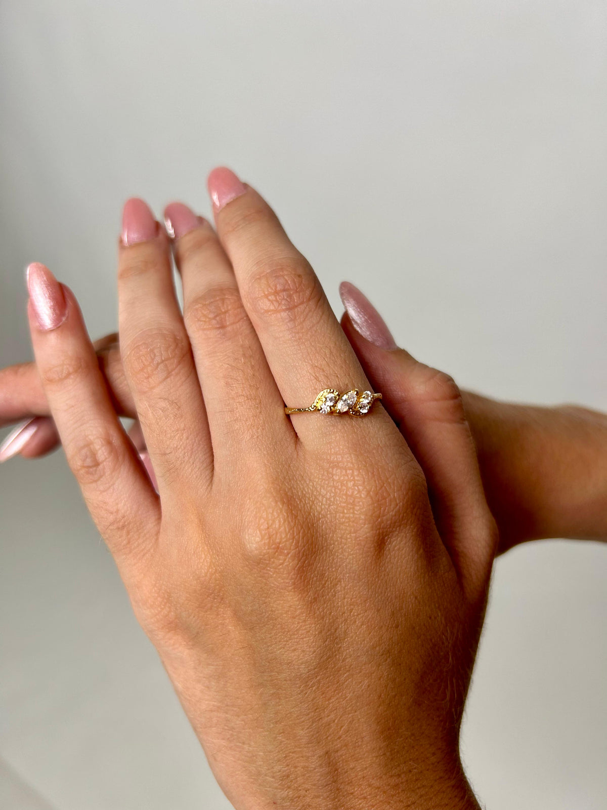 Anel Pedras Zircônia Banhado a Ouro 18K