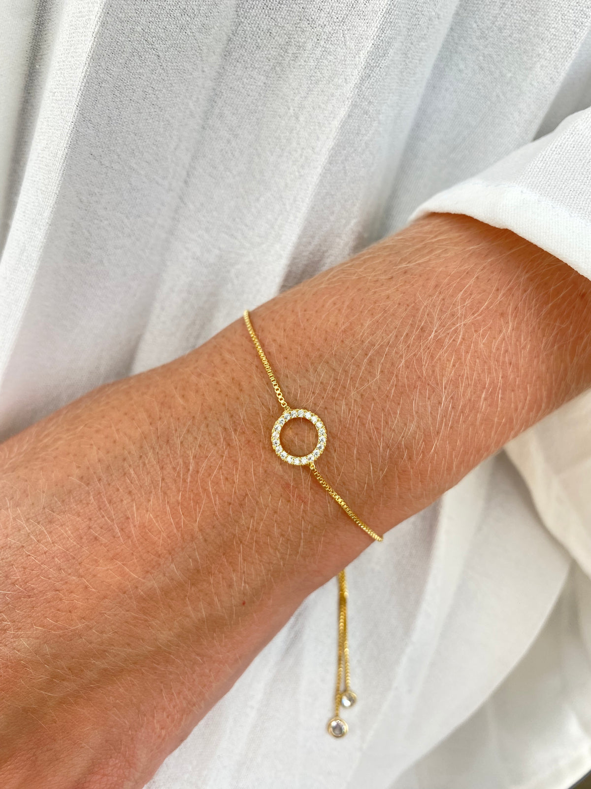 Pulseira Cravejada Regulável Banhada a Ouro 18K