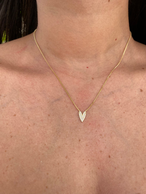 Gargantilha Coração Cravejado Banhado a Ouro 18K