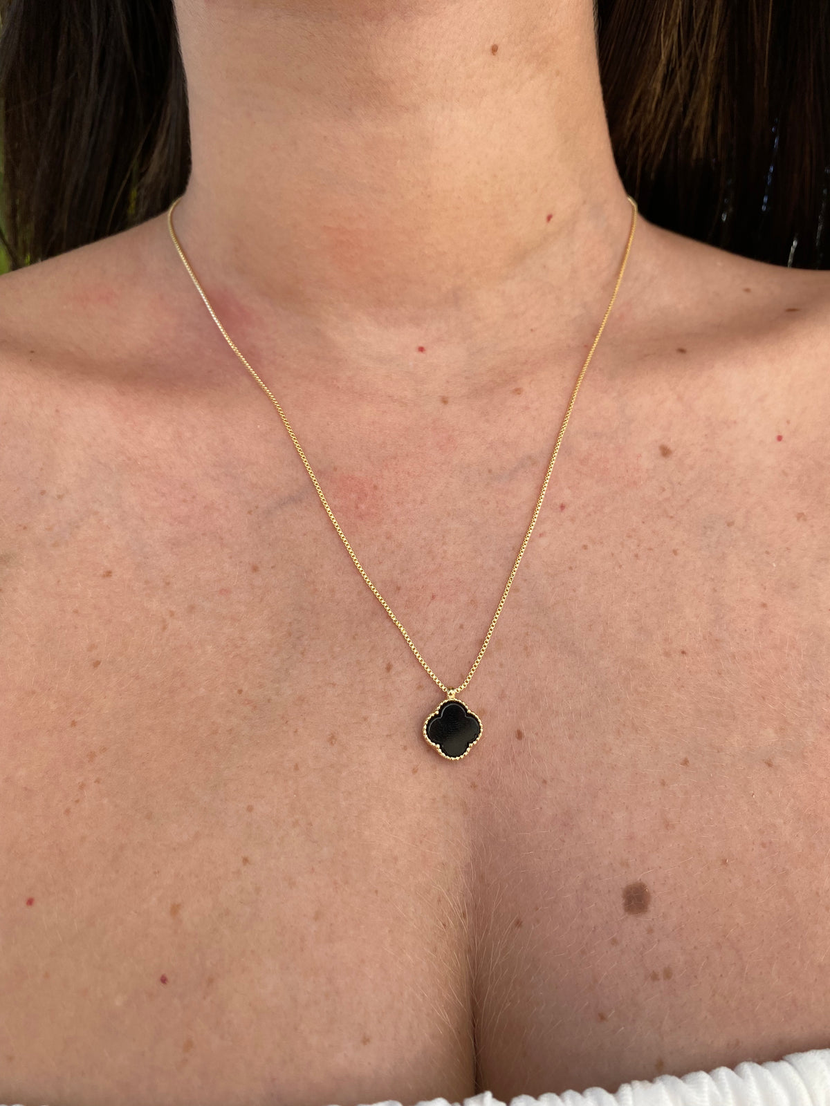 Colar Van Cleef Banhado a Ouro 18K