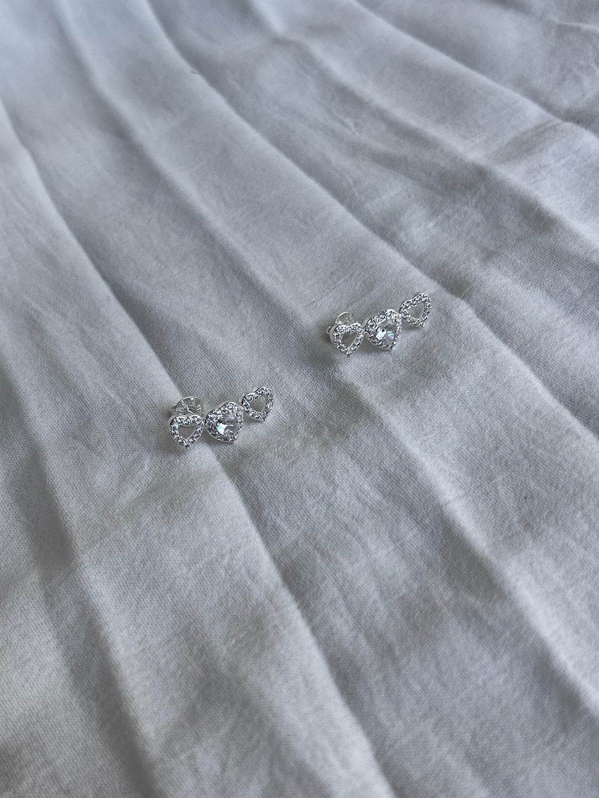 Brinco Ear Cuff Coração Prata 50