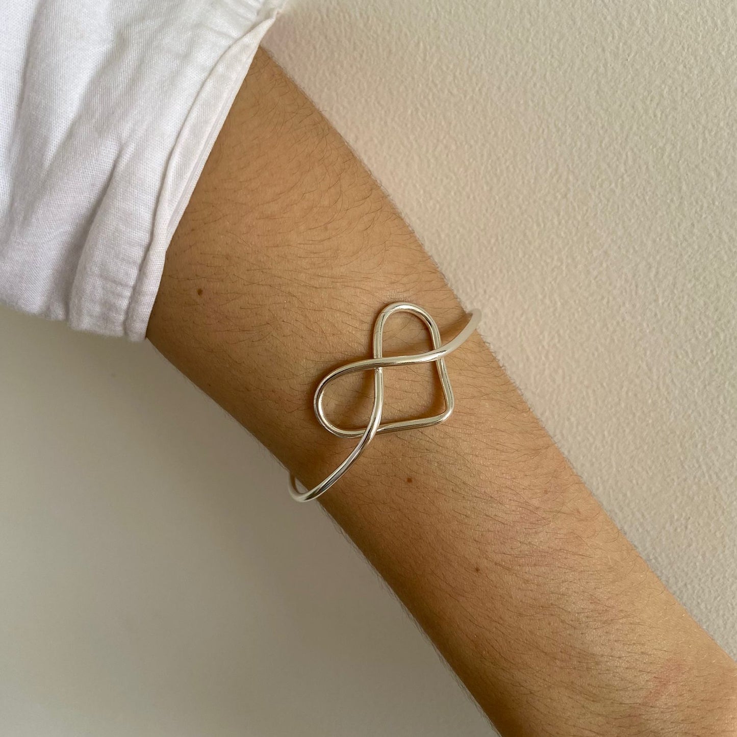 Bracelete Coração Trançado