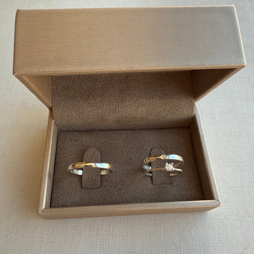 Alianças De Namoro Classic 3 Pedras Cravejadas 2 MM Prata 925