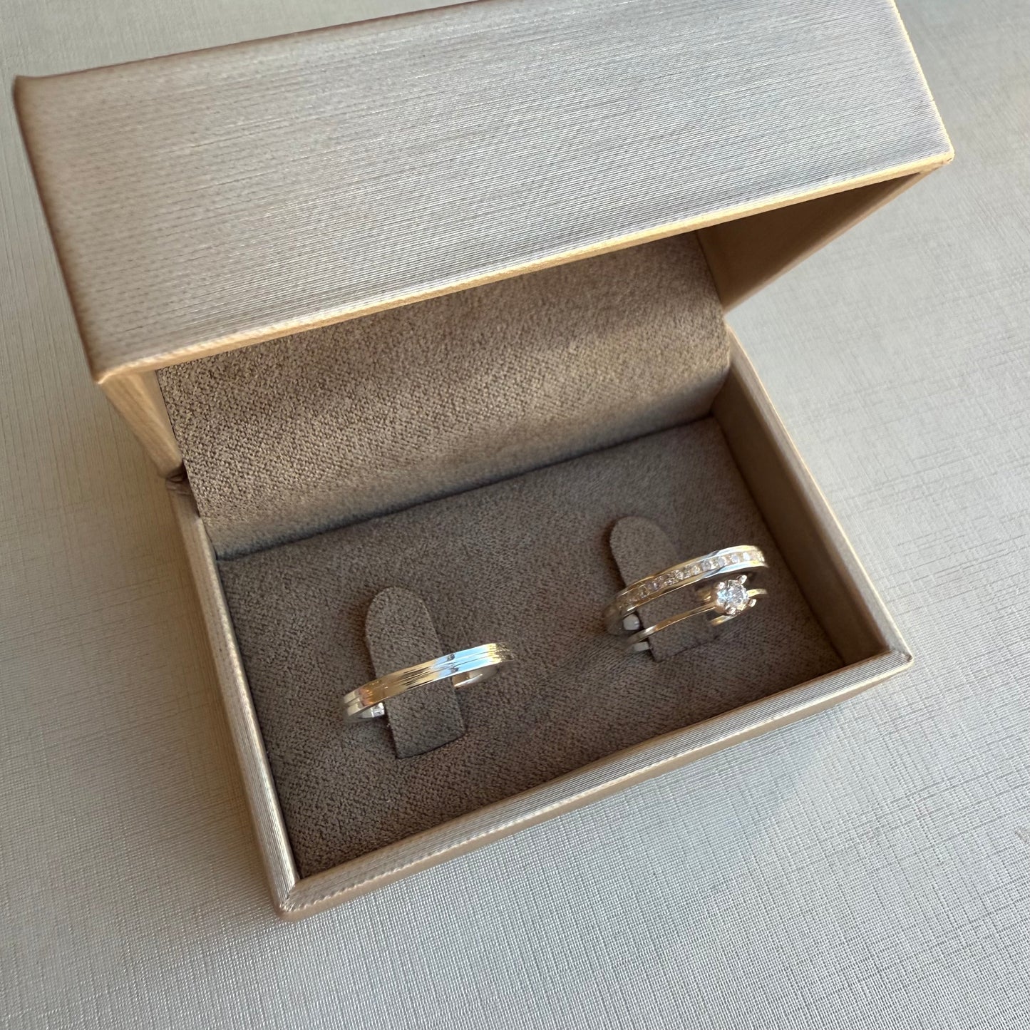 Alianças De Namoro Veneza 2.7 MM  + Anel Solitário Prata 925