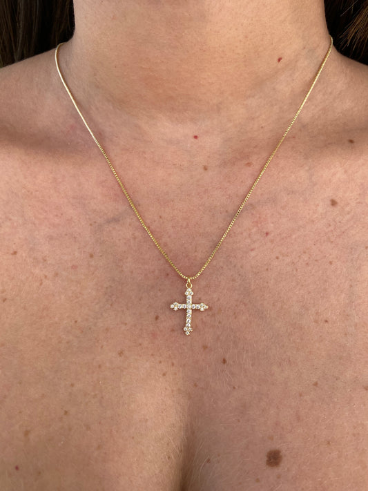 Colar Cruz Cravejado Banhado a Ouro 18K