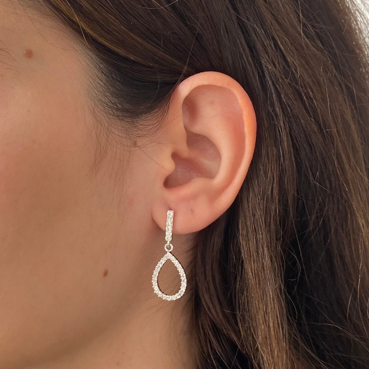 Brinco Pendente Gota