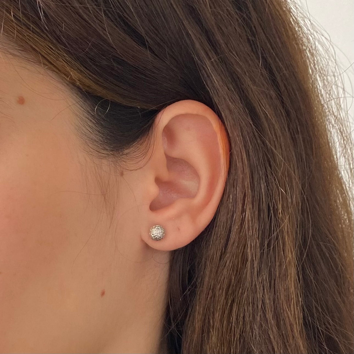 Brinco Mini Redondo Textura