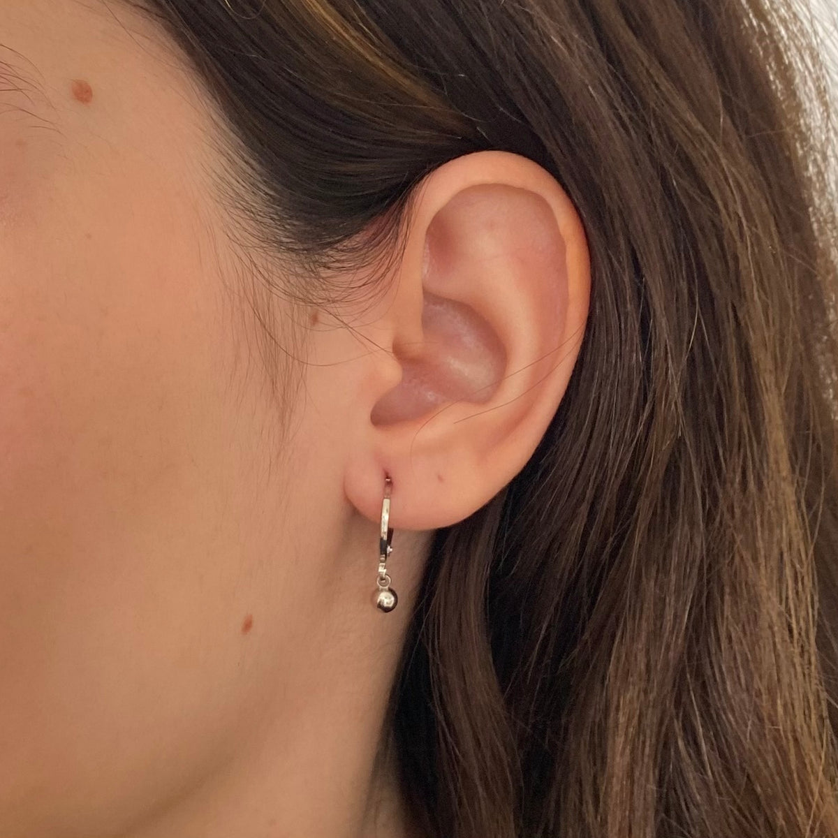 Brinco Pendente Bola