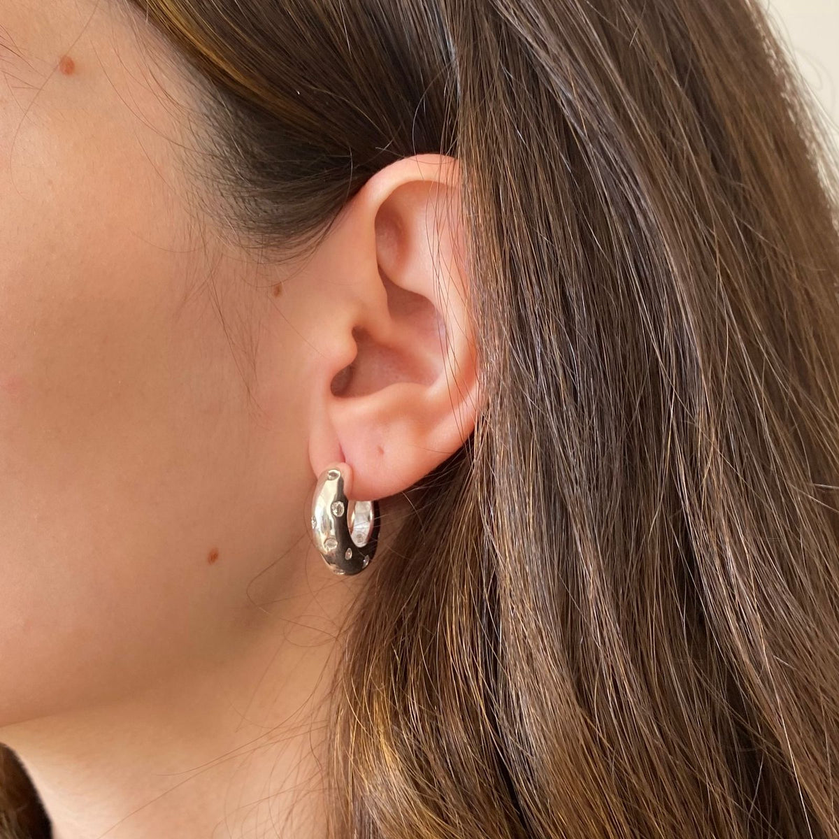 Argola Grossa com Detalhes